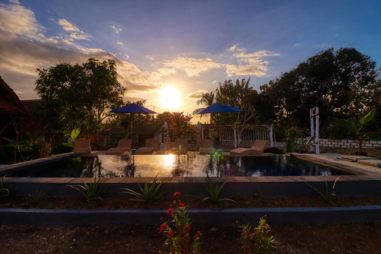 Kira Cottages Sakti Dış mekan fotoğraf