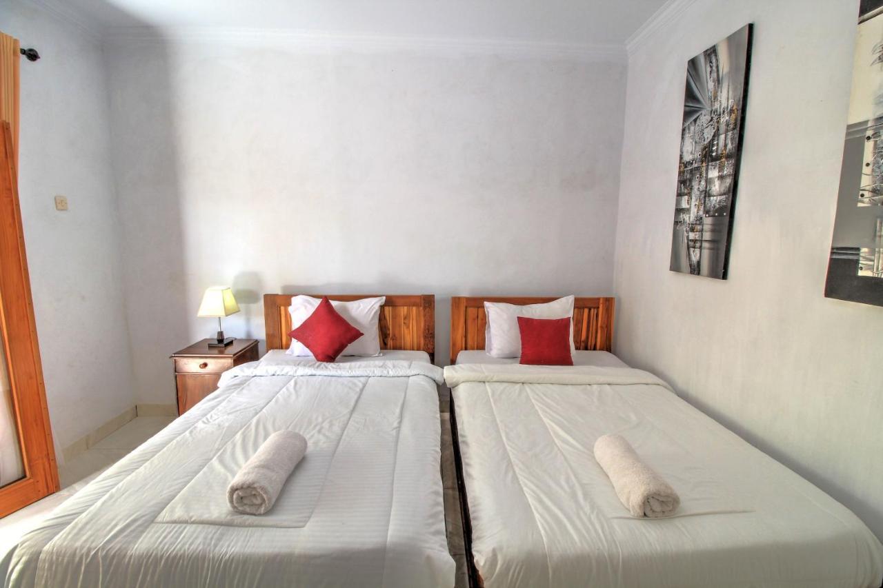 Kira Cottages Sakti Dış mekan fotoğraf